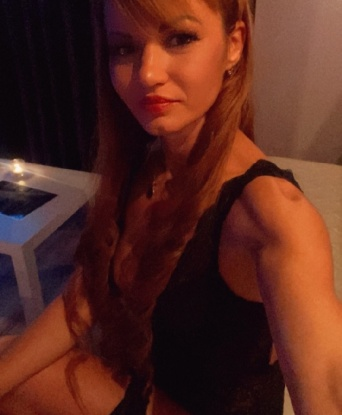 Встречи со мной - это гарантированное удовольствие. 😍 Я живу в Москве и готова подарить тебе незабываемые мгновения в моей компании. 💋 Со мной ты сможешь расслабиться и насладиться моим телом, окутанным жаркими фантазиями. 💦 Я могу предложить тебе массаж, классический секс, оральный секс, игрушки и многое другое. 😏 Меня уже оценили и полюбили многие мужчины. 💕 Проверь отзывы о моей работе и узнай, почему они возвращаются ко мне снова и снова. 🌟 Ты можешь увидеть мои фото на моей странице, они гарантированно реальны и проверены. 😉 Не откладывай свое счастье на потом, звони мне прямо сейчас и мы воплотим все твои фантазии в Москве. 💫💞 Камилла