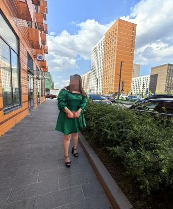 У меня есть опыт и нежные руки, которые смогут расслабить тебя в любое время. Я гарантирую конфиденциальность и полную расслабленность. Закаленная опытом, я знаю, как улучшить наше время вместе. У меня есть много отзывов от довольных клиентов, которые ценят мою независимость и стиль. Живу в Москве и готова предложить тебе незабываемые моменты удовольствия. Привлекательными фотографиями и моими услугами, я гарантирую тебе классное время. Жду тебя для взрывного опыта! 😘🔥#Москва #незаметки #опыт #интимность #страсть Людмила